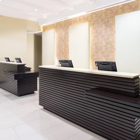 Courtyard By Marriott Kingston, Jamaica Hotel Ngoại thất bức ảnh