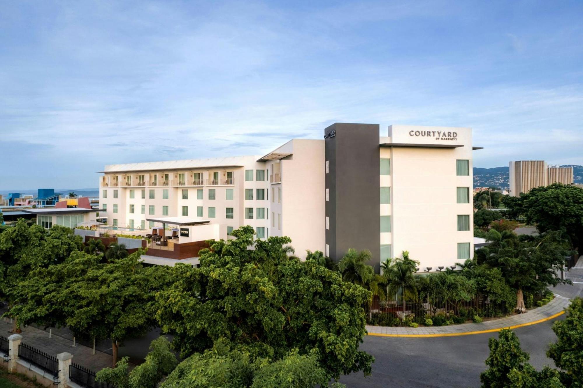 Courtyard By Marriott Kingston, Jamaica Hotel Ngoại thất bức ảnh
