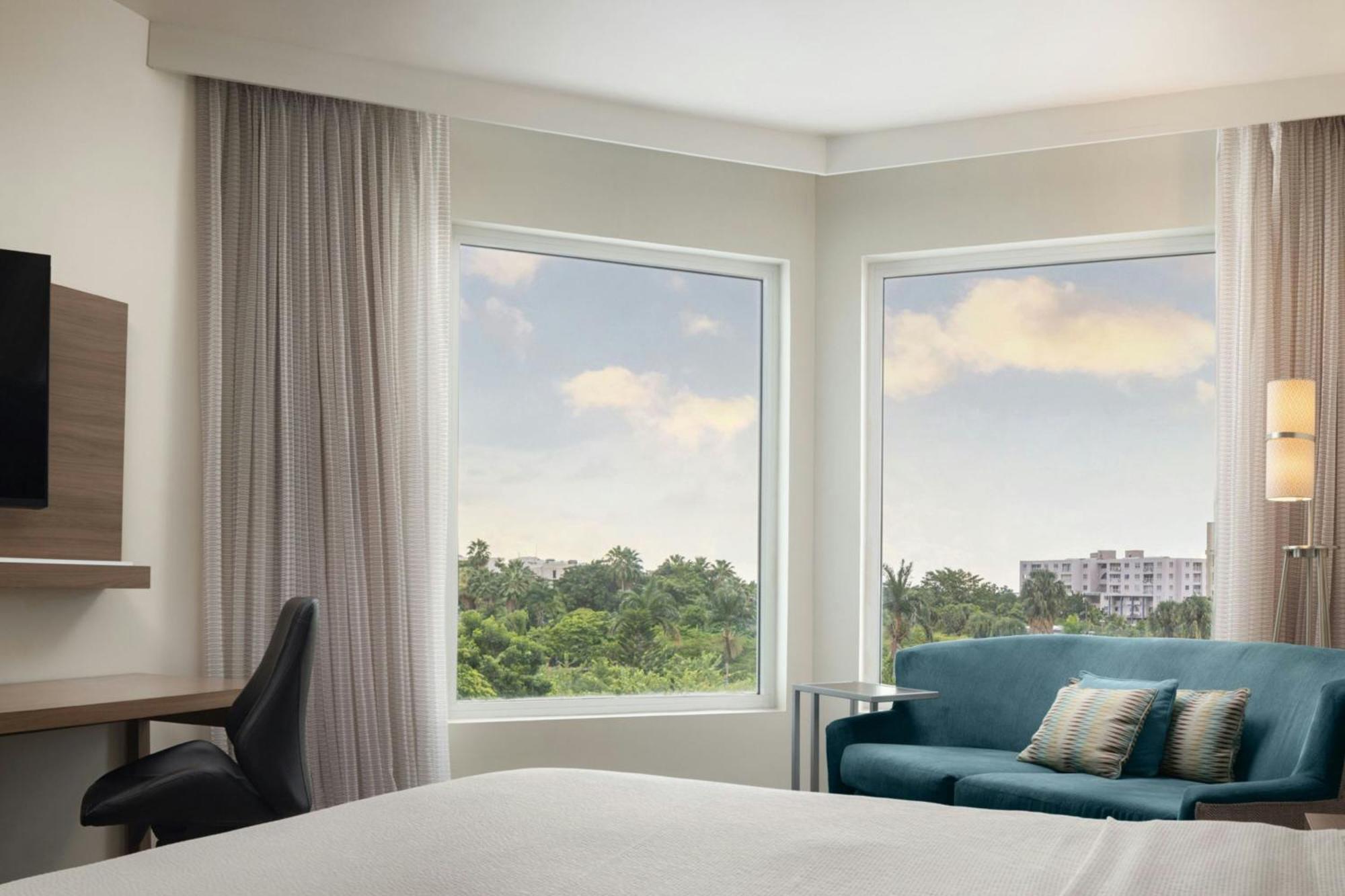 Courtyard By Marriott Kingston, Jamaica Hotel Ngoại thất bức ảnh