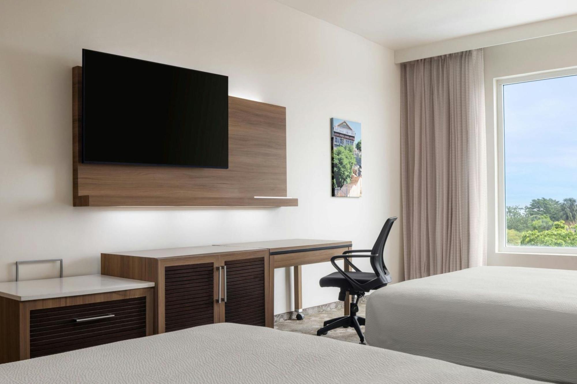Courtyard By Marriott Kingston, Jamaica Hotel Ngoại thất bức ảnh